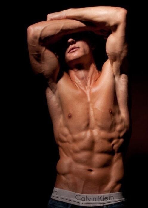 (Данный мужчина мне не знаком. Фото прислал человек, желающий познакомиться.)