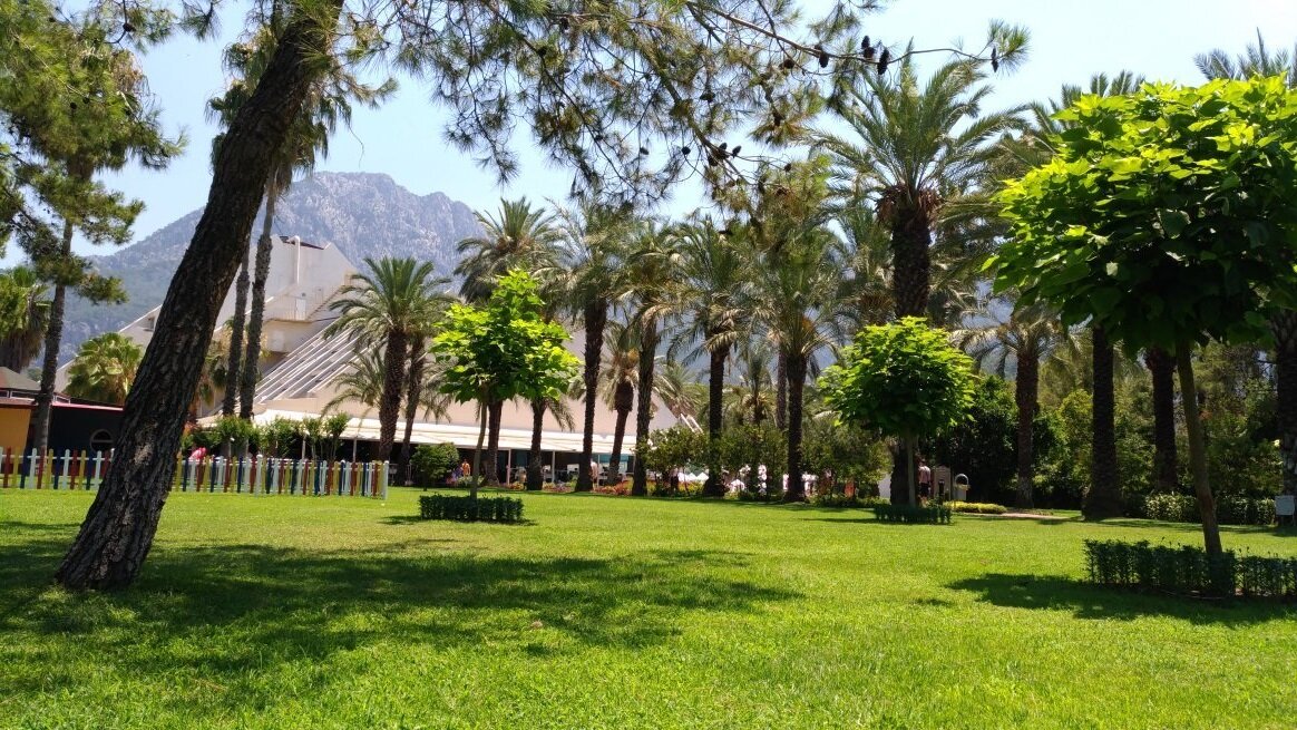 Отель Queen's Park Goynuk HV1 & 5*