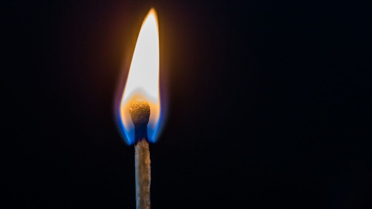 побудьте наедине с собой и найдите то, что будет истинной целью, "зажигающей" вас изнутри