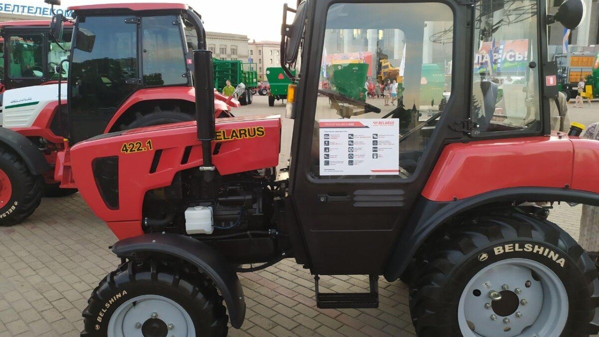 Фото: ГлавПахарь
Демонстрация тракторов BELARUS на экспозиции Минского тракторного завода на специализированной выставке «Судьба гигантов 2020»