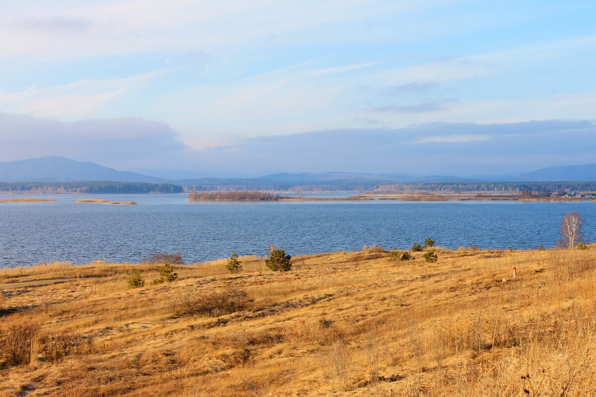 Панорама северной части озера Иртяш
