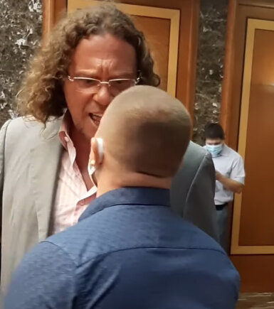 «Ты меня достал, понял, да?», – С. Полонский. Фото: кадр из видео на YouTube