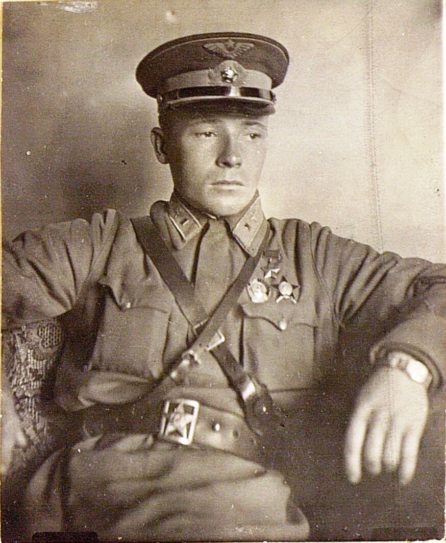 Мл. лейтенант В.В.Талалихин