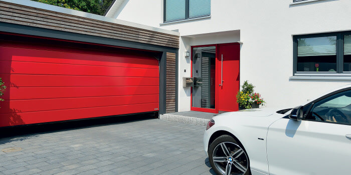  Для разработки концепции выбрали один из значимых продуктов концерна — гаражные ворота. 