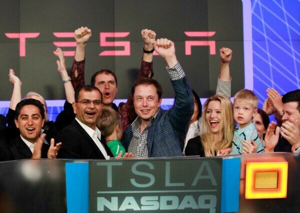 День IPO компании TESLA