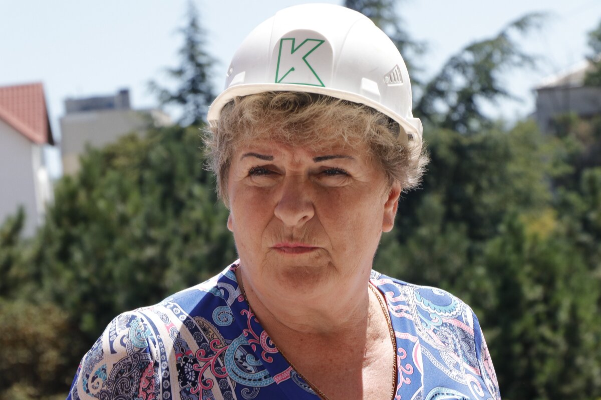 Хозяйка стройки Л. Хромова