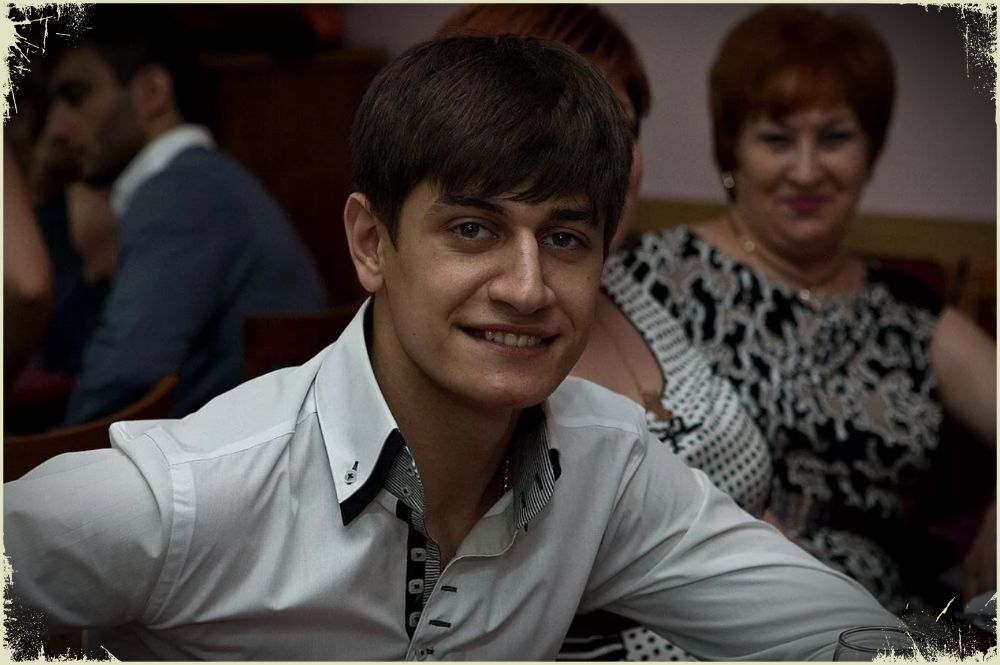 Давид Манукян: как простой танцор стал миллионером, блогером, певцом и дотянулся до Бузовой1