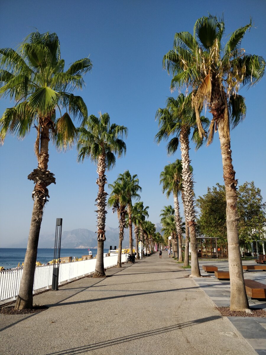 Набережная в Анталии