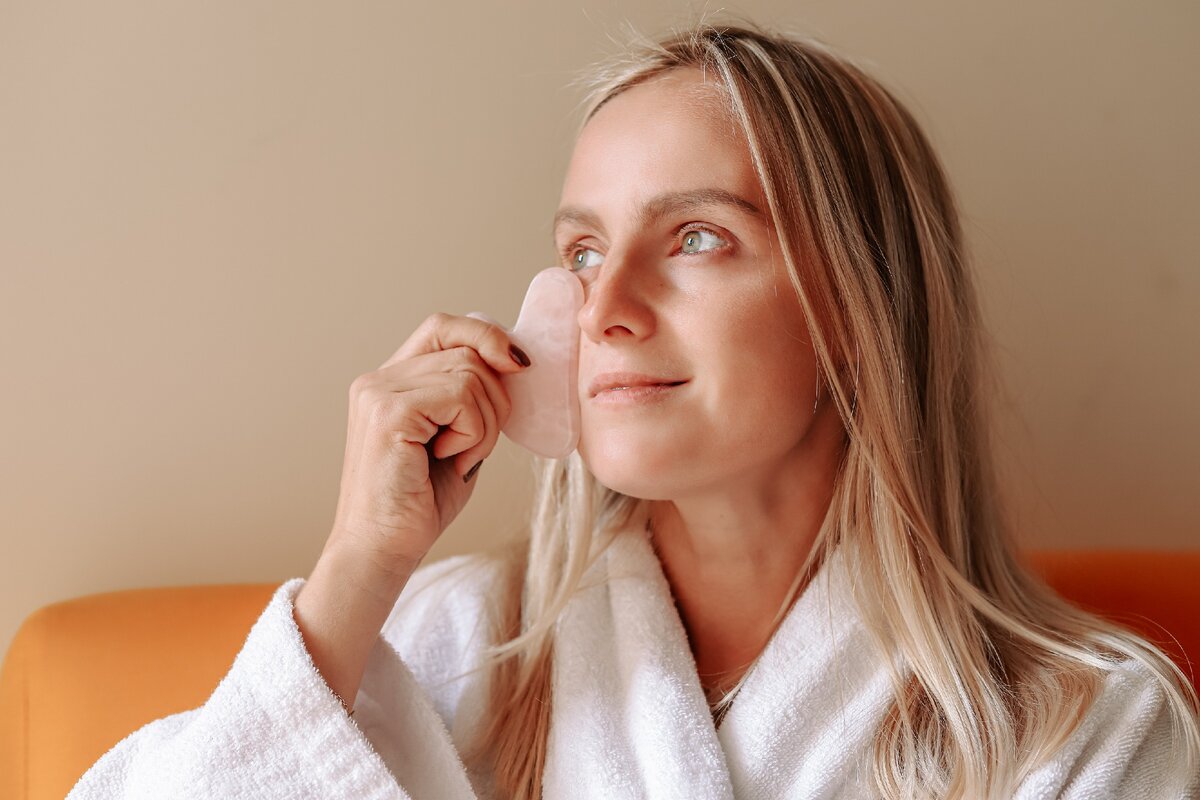 Массаж камнями.