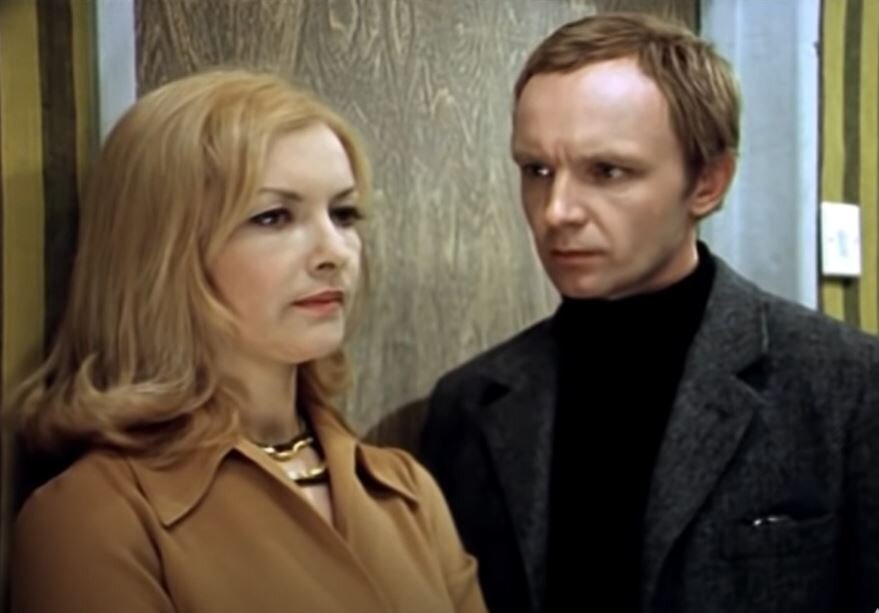 Кадр из к/ф "Ирония судьбы, или С легким паром" (реж. Э. Рязанов, 1976 г., СССР, "Мосфильм"). Источник: скриншот с сайта Youtube.com