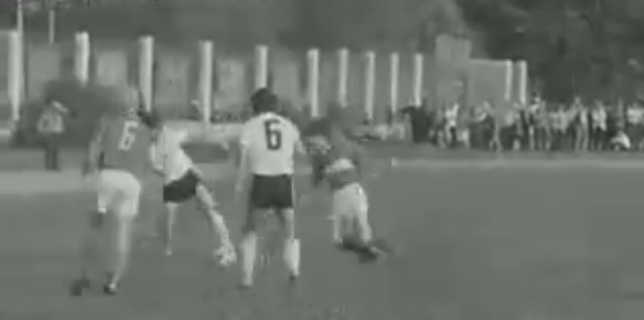 Уралмаш-Спартак  2:1.  20 мая 1977.   Зрителей: 16 800