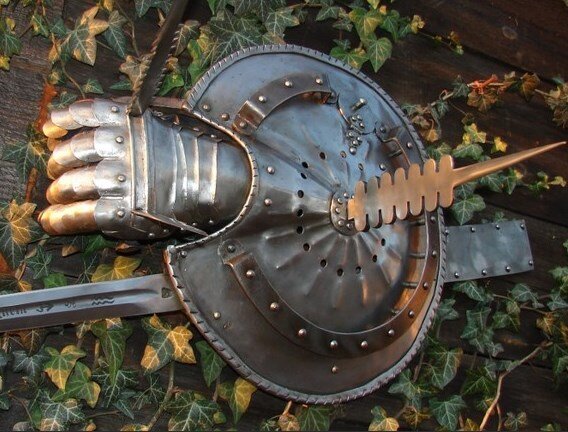 Оружие ближнего боя