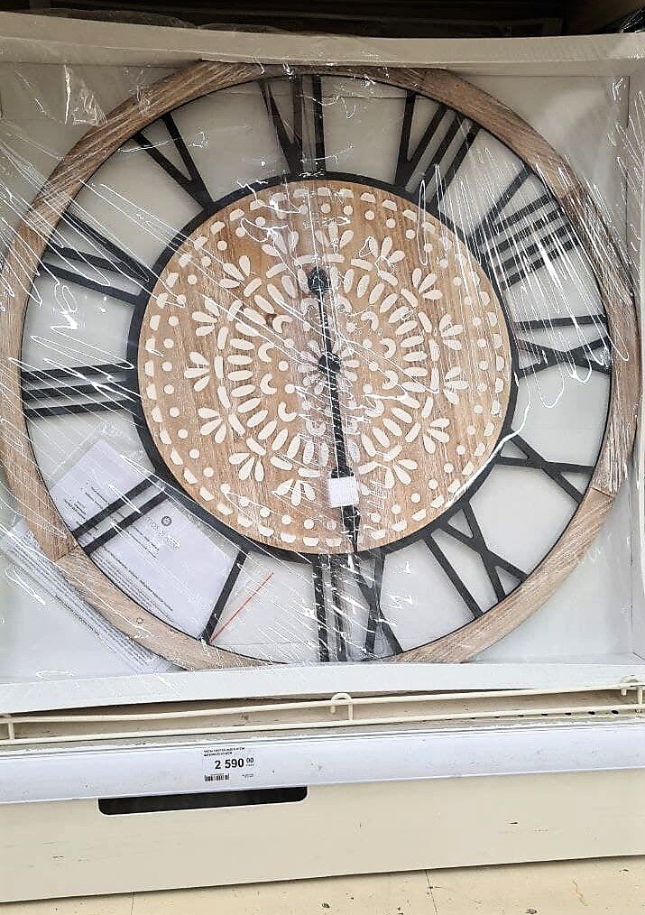 Часы Леруа Мерлен.