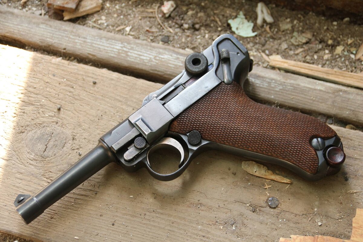 Luger P08