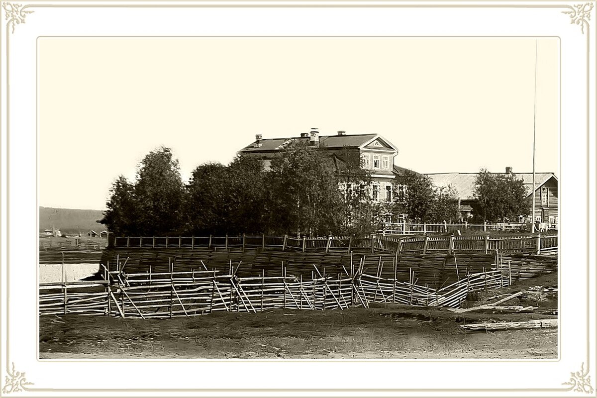  Дом Грибанова И.М. в деревне Ванинское.