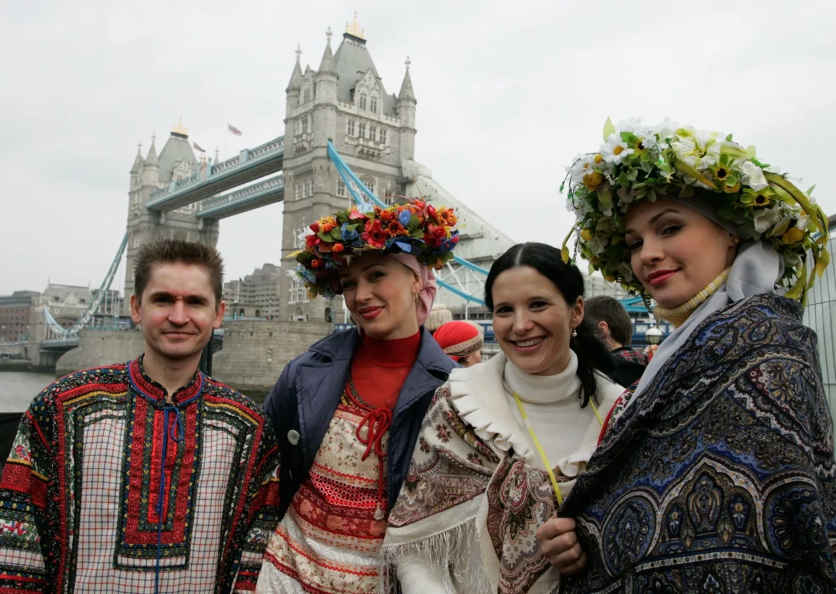 Российский культурный. Русские в Англии. Русский Лондон. Культура народов Англии. Русские и великобританцы.