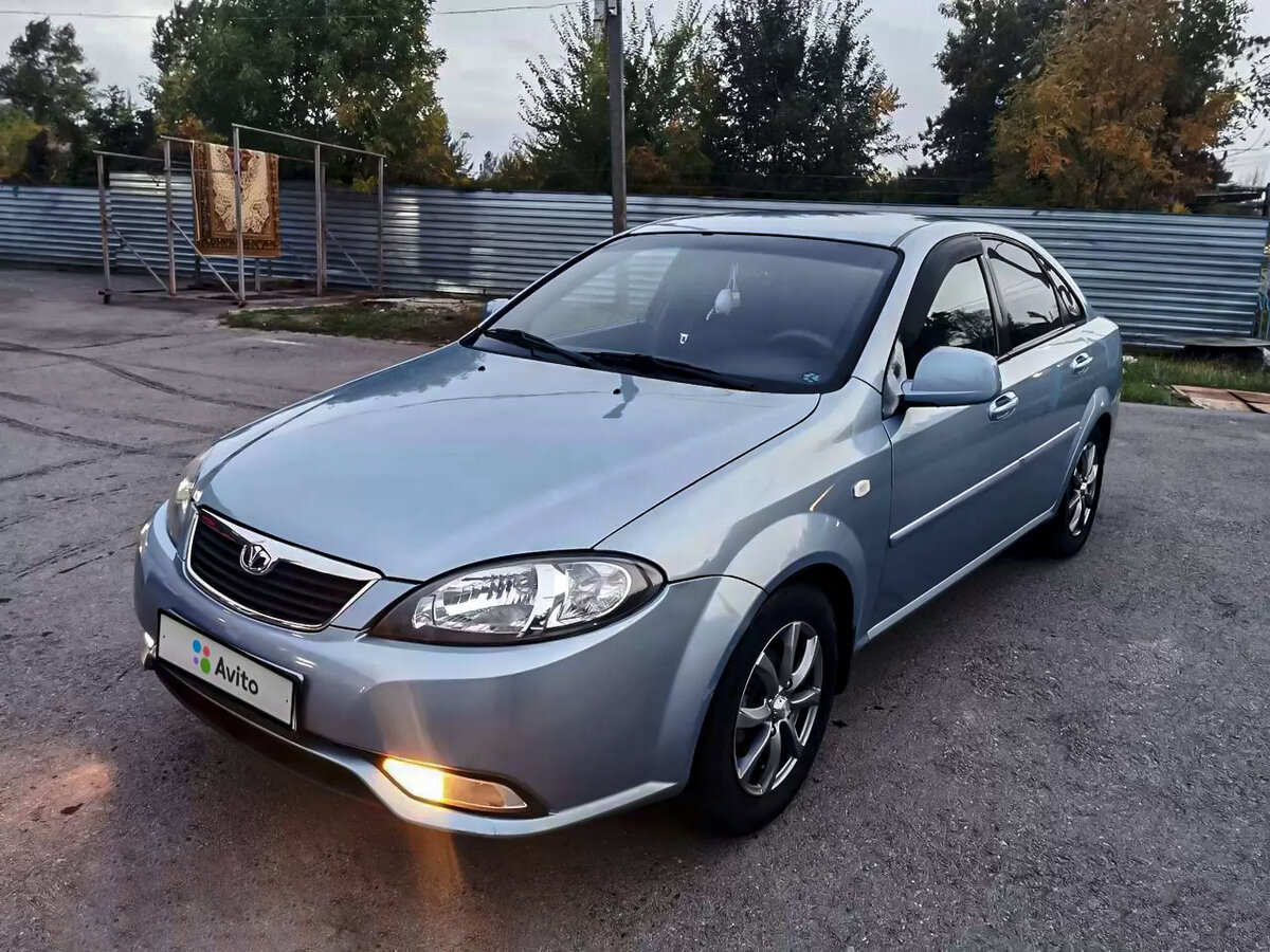 Daewoo Gentra (фото с авито.ру)