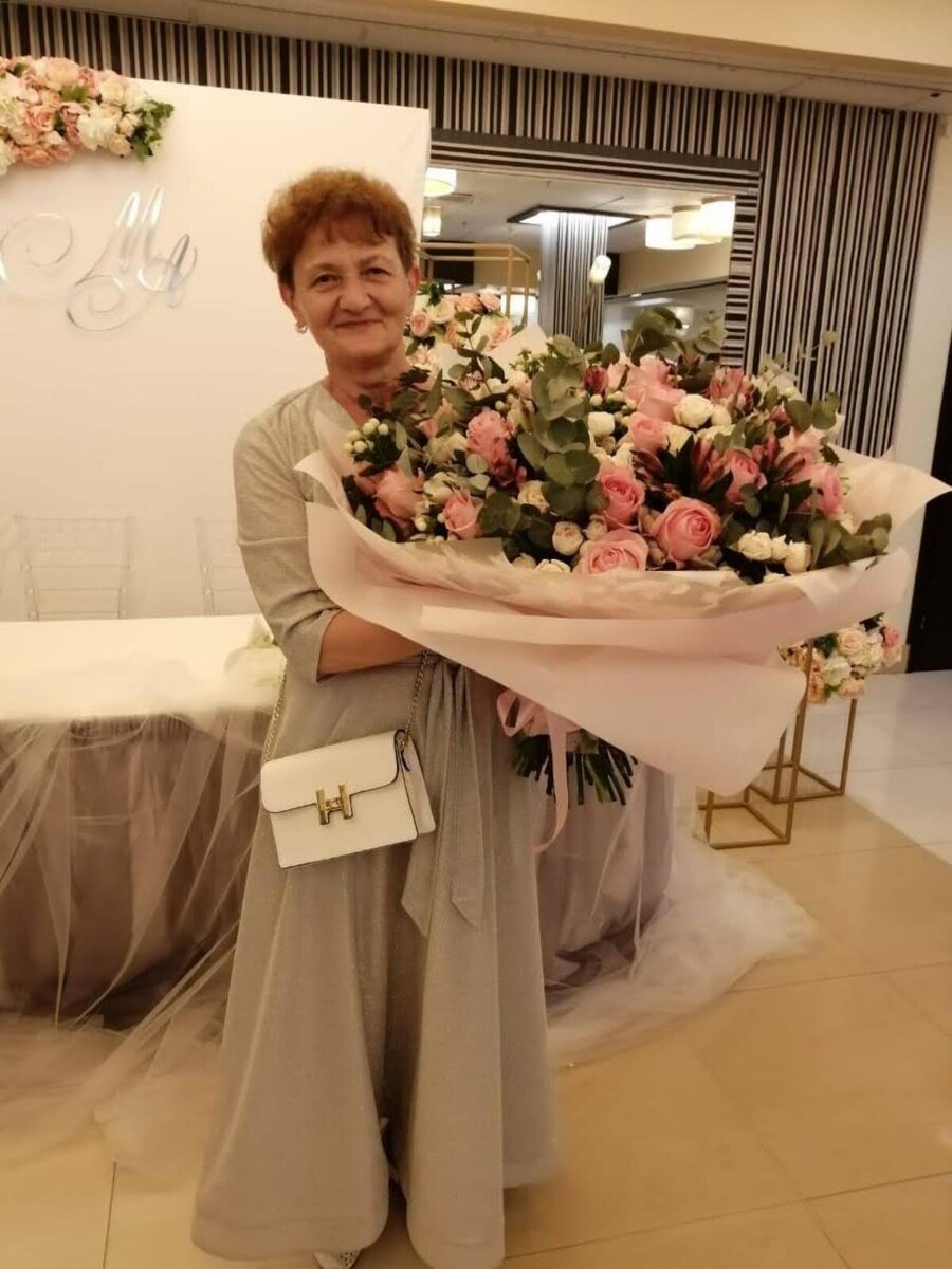 Я же достойна такого шикарного букекта?!