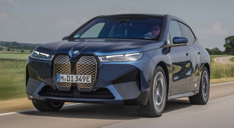BMW IX, такую уже можно приобрести за ≈8.000.000₽