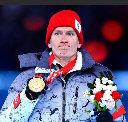 Александр Александрович Большунов с очередной медалью