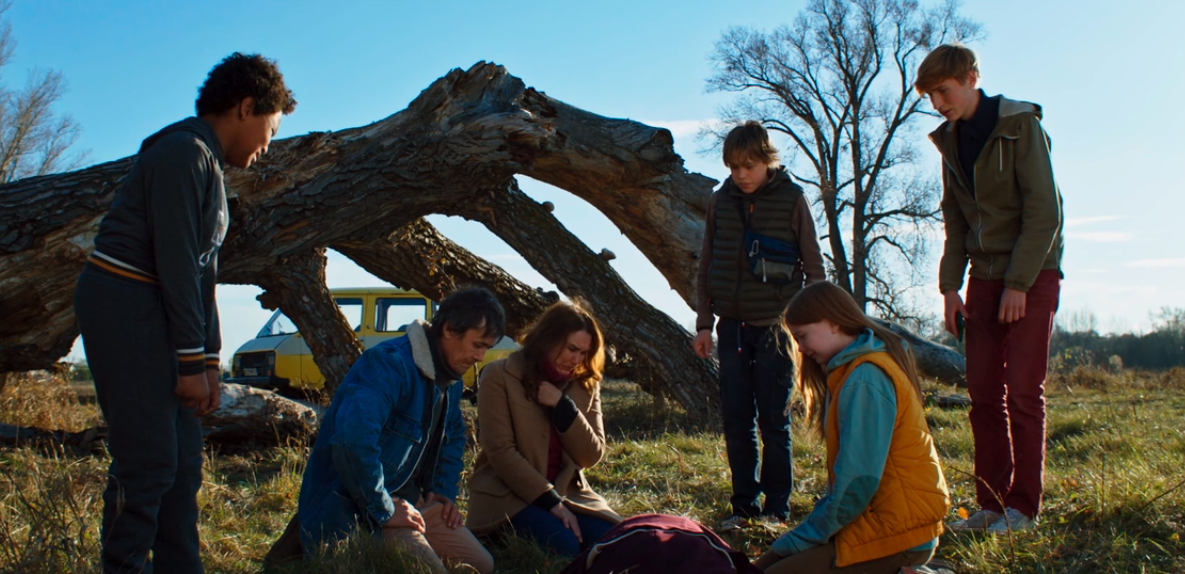 семья года трейлер. семья года фильм. любава грешнова в фильме семья на год. комедия семейка. любава грешнова в фильме семья на год.