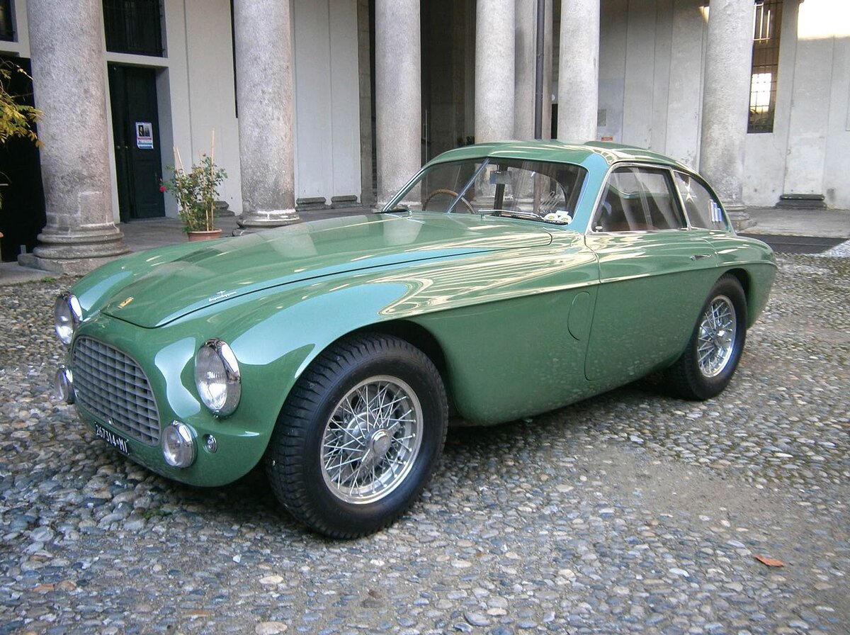 Феррари 212 Inter Touring Berlinetta