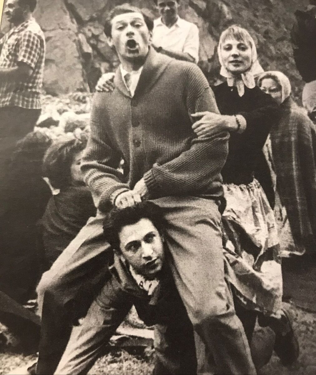 Олег Ефремов, Игорь Кваша и Алла Покровская на гастролях в Грузии, 1962 г.