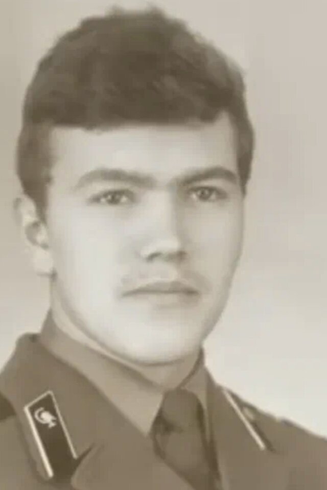 Александр Наумов во время службы в армии.