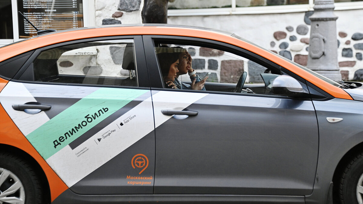    Автомобиль сервиса каршеринга "Делимобиль"© РИА Новости . Владимир Баранов