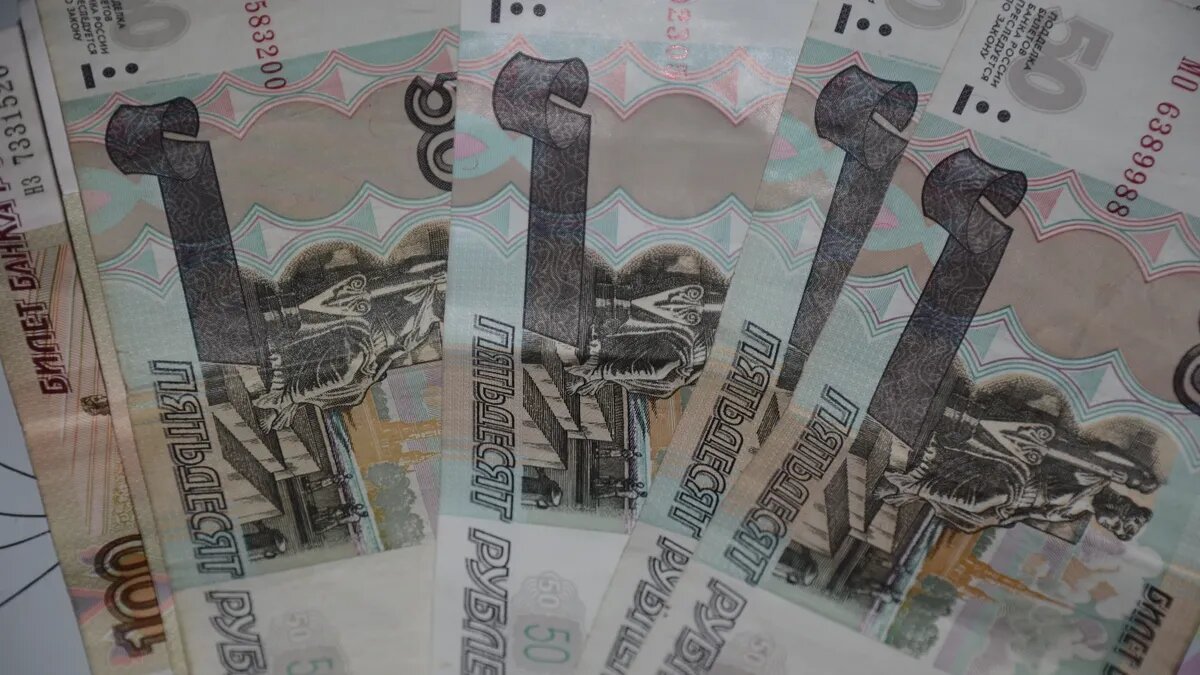В 2023 году пенсионеры минимально будут получать 12363 рубля. Фото: www.piqsels.com