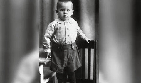 Василий Лановой: «Я дитя войны, и этого мне не забыть никогда».