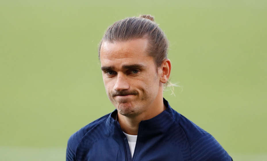    Французы остались недовольны отменой гола Гризманна. Фото: Reuters