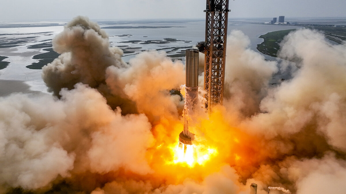 Испытания прототипа B7 Starship вечером 29 ноября 2022 года, фото SpaceX 