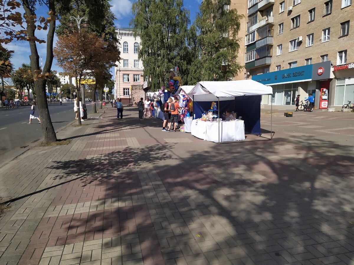 Ярмарка на против т.ц. Пушкинский