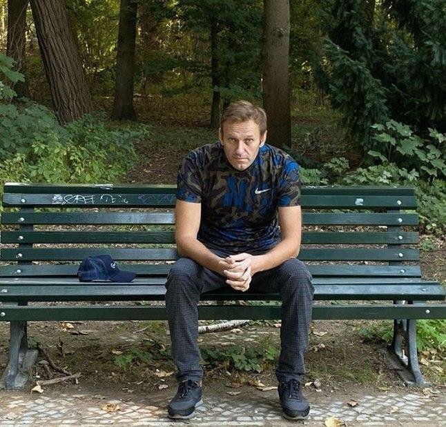Похудевший на 20кг Алексей Навальный после глубокой комы. Берлин, Германия
