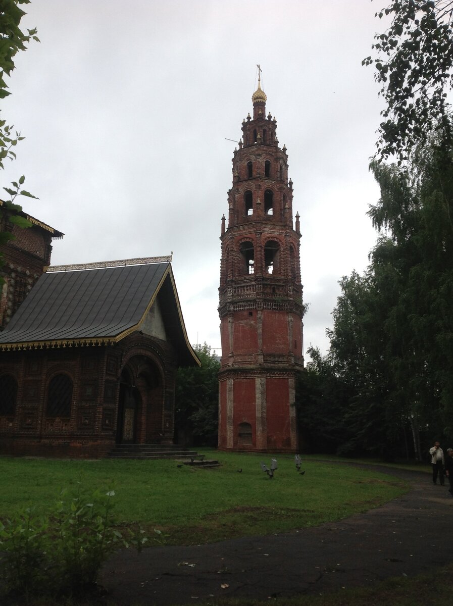 Колокольня церкви Иоанна Предтечи в Толчкове, Ярославль