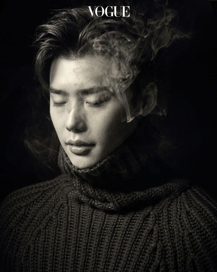 Lee Jong Suk. Vogue