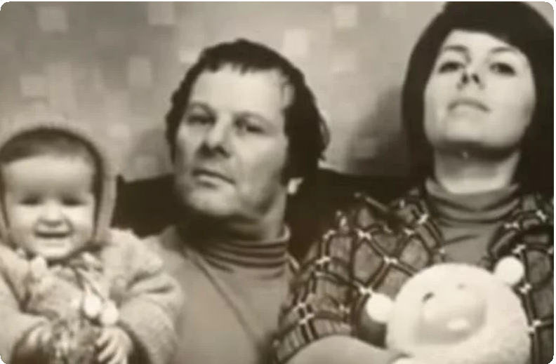 Черниговская в молодости фото с мужем и детьми