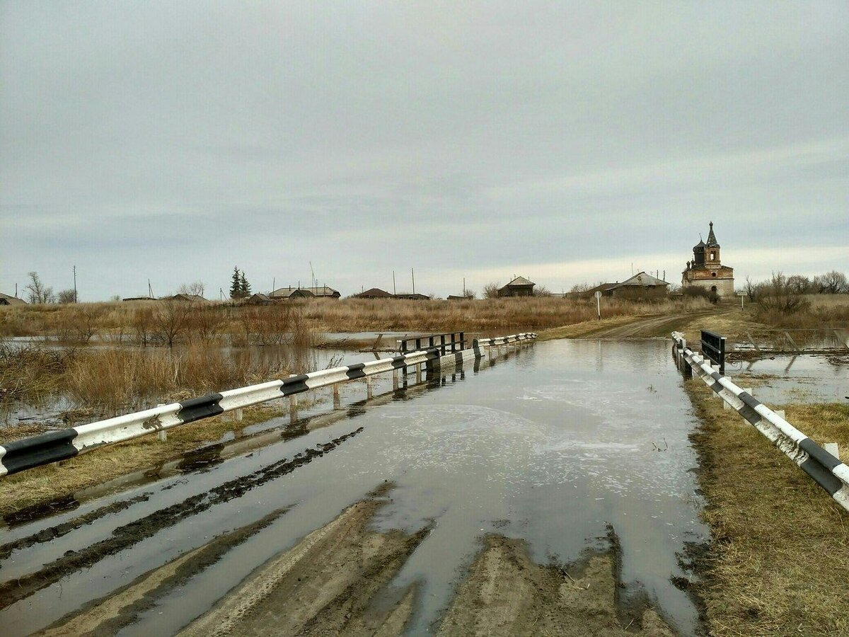 Весной добраться туда было почти невозможно 