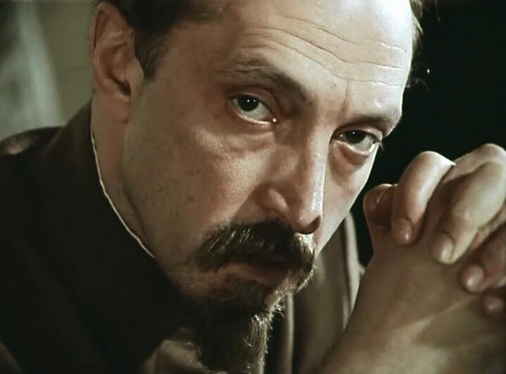 Образ Дзержинского из советского кинофильма. Источник: kino-teatr.ru