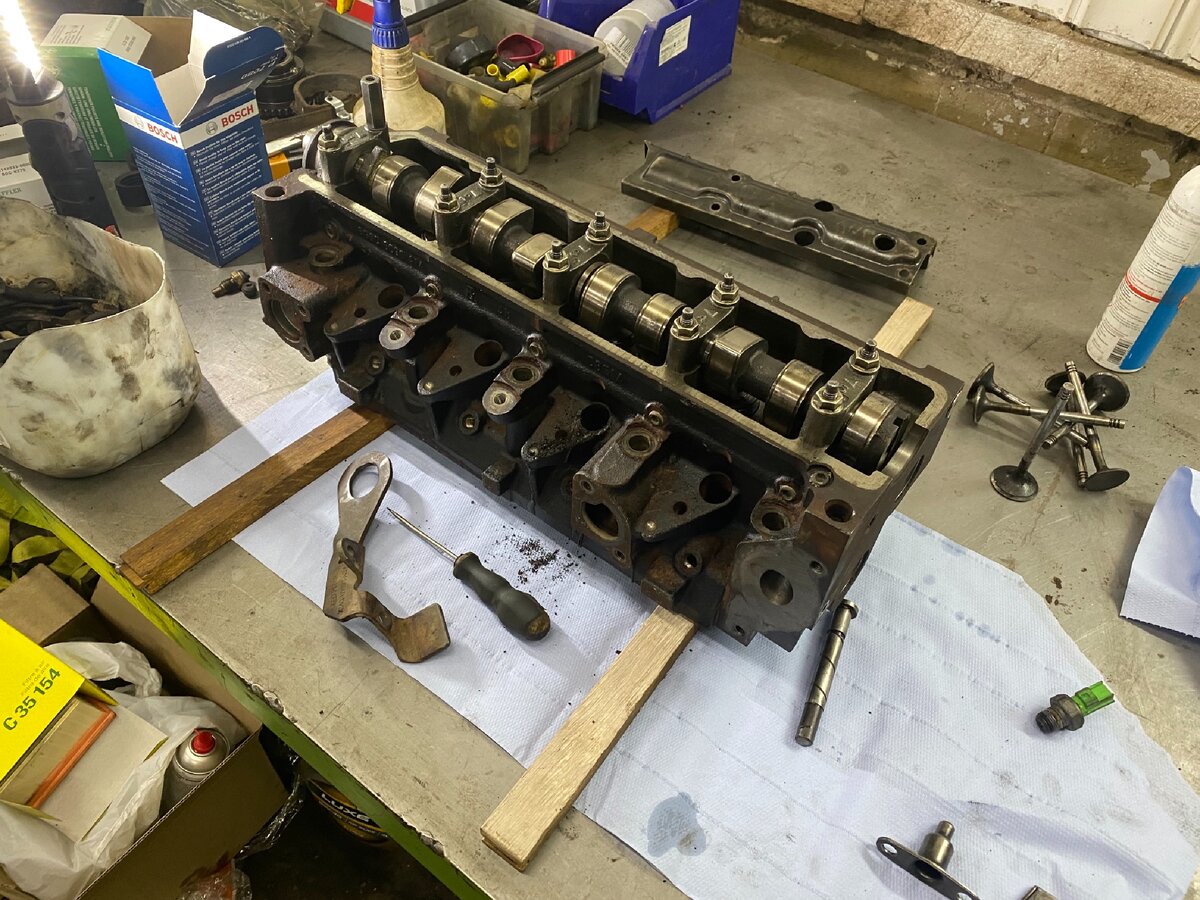 Забрали из ремонта, вся в мусоре.