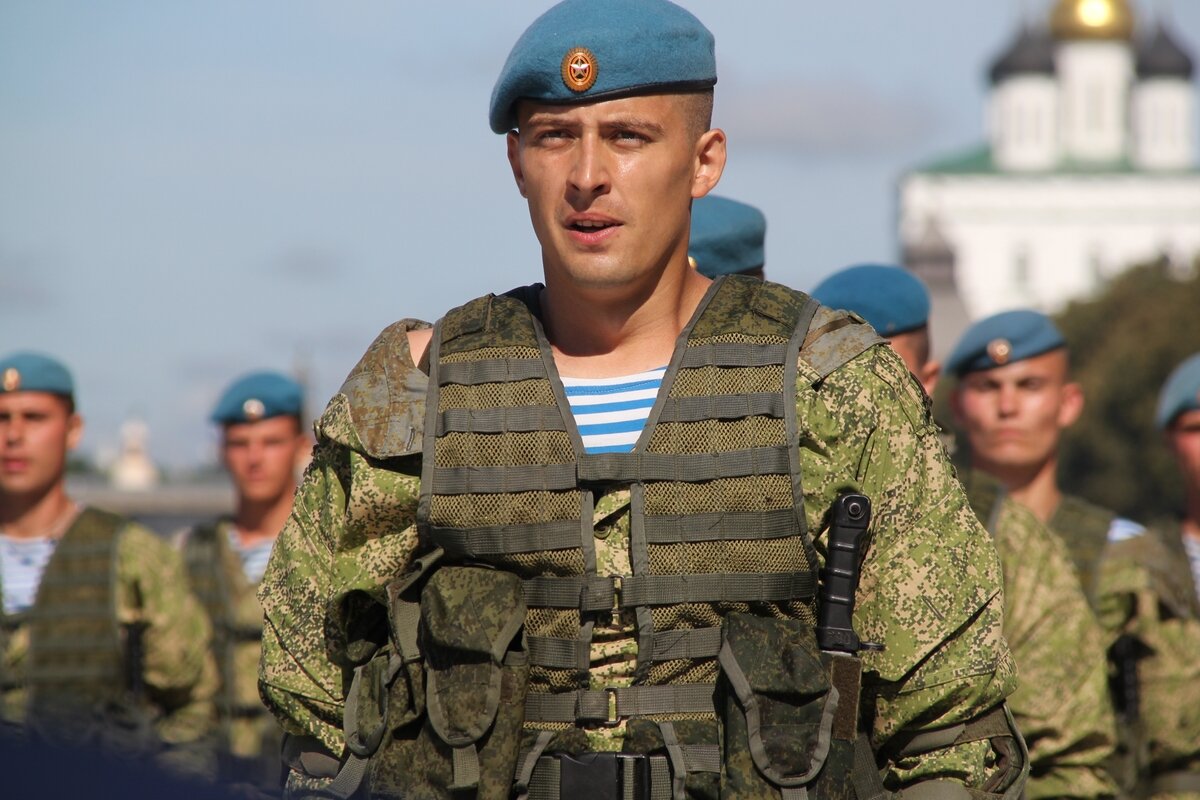 Фото военных россии в форме