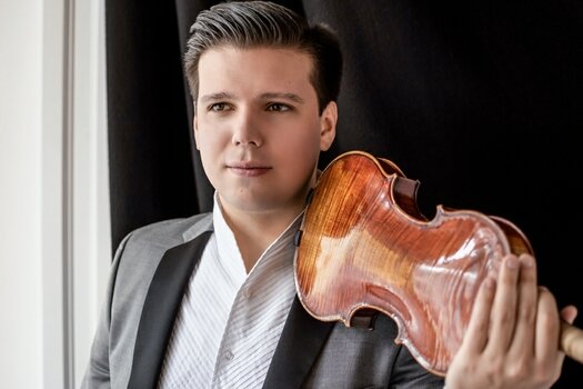 Фото с сайта  https://www.belcanto.ru