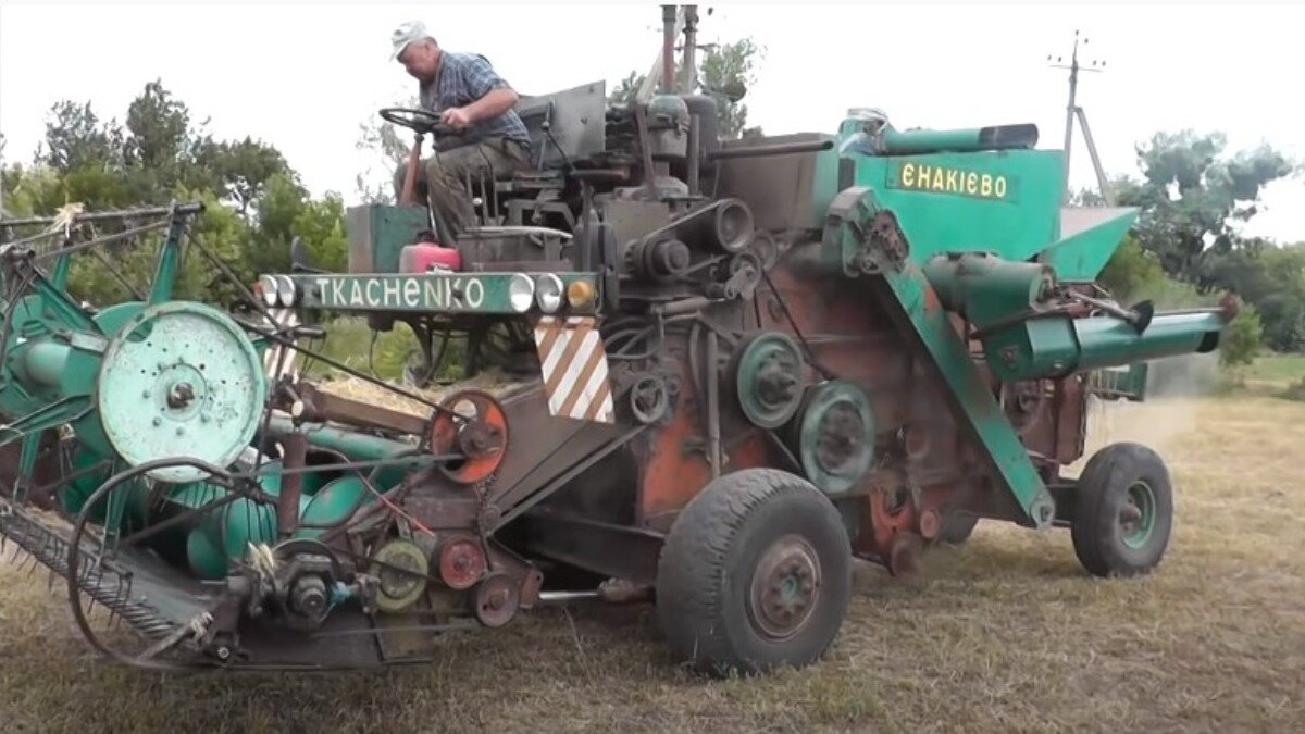 Grain Harvesters - Smolensk