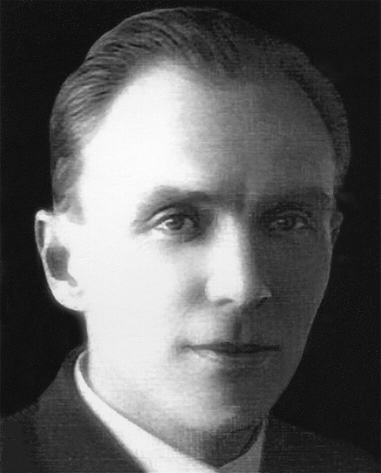 Алексей Ачаир (настоящее имя Алексей Алексеевич Грызов)