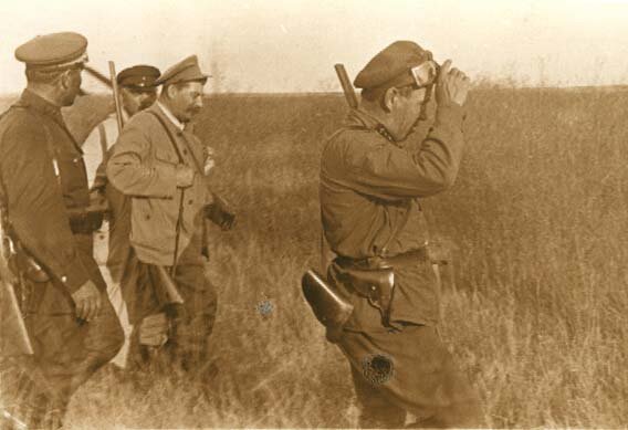 Иосиф Виссарионович, как и Леонид Ильич, любил охоту. Только не в пример и ему, и всем остальным правителям, понимал и экономику, и мировую политику.  