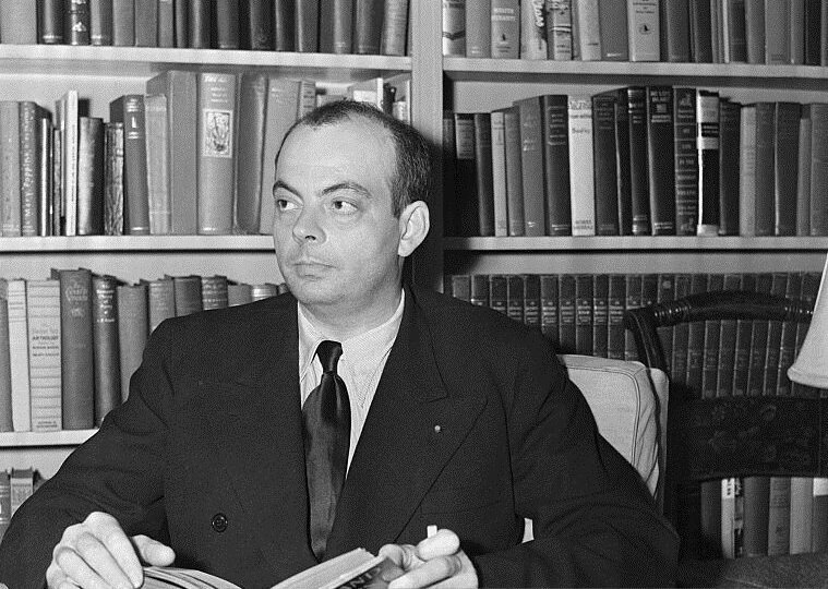 Антуан де Сент-Экзюпери. Изображение: arhlib.ru