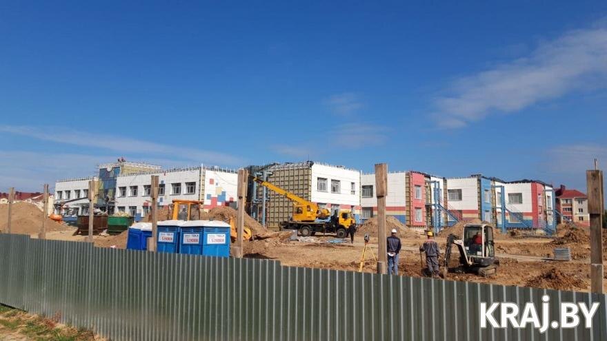 В Молодечно с 1 сентября начнет работу новая СШ №15. Дети пока будут учиться в СШ №11