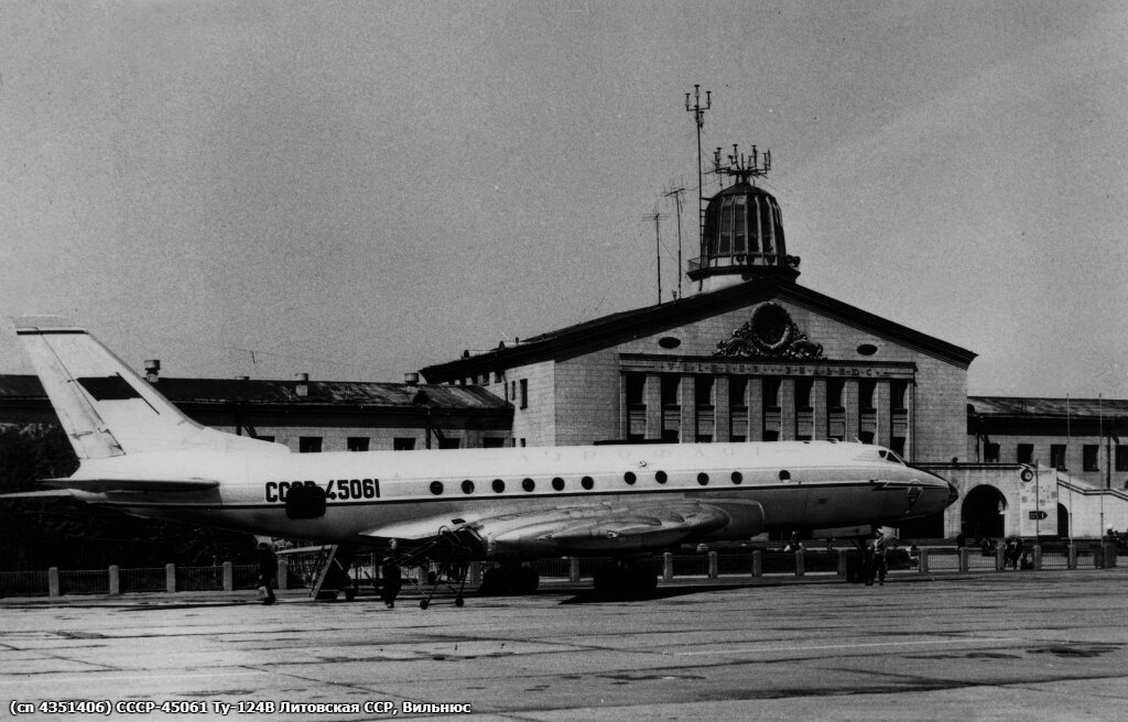 Ту-124В СССР-45061 Литовская ССР, Вильнюс. Фотография с виртуальной выставки «Гражданская авиация в Литве»