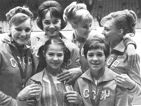 Известные советские гимнастки Людмила Турищева, Любовь Бурда, Лариса Петрик, Зинаида Воронина, Ольга Карасёва, Наталья Кучинская
